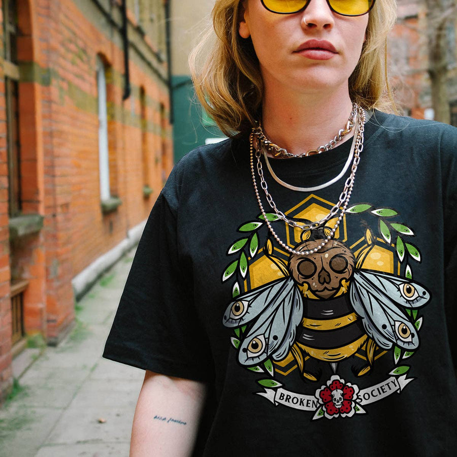 Killer Bee T-Shirt (Unisex)